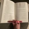 Sujetador de libros Ergonomico